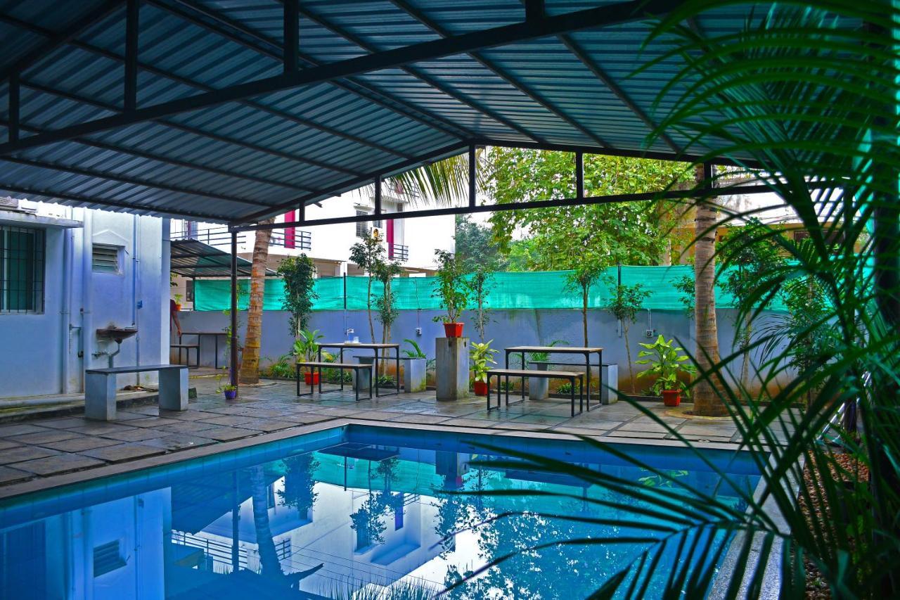 Hotel The Club House- Swimming Pool That'S Better Than The Beach Puducherry Zewnętrze zdjęcie