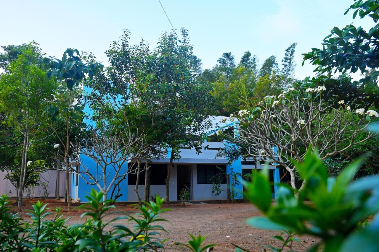 Hotel The Club House- Swimming Pool That'S Better Than The Beach Puducherry Zewnętrze zdjęcie